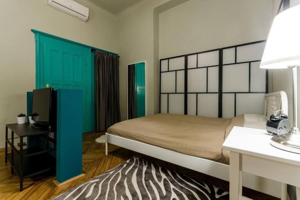Cosy Apartment In Party District K30 Budapesta Exterior foto
